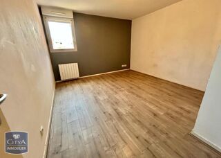  Appartement à louer 2 pièces 48 m²