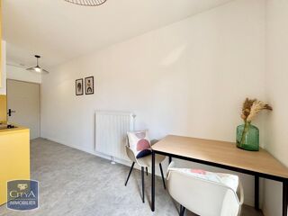  Appartement à louer 1 pièce 18 m²