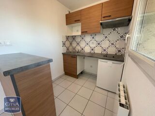  Appartement à louer 3 pièces 42 m²