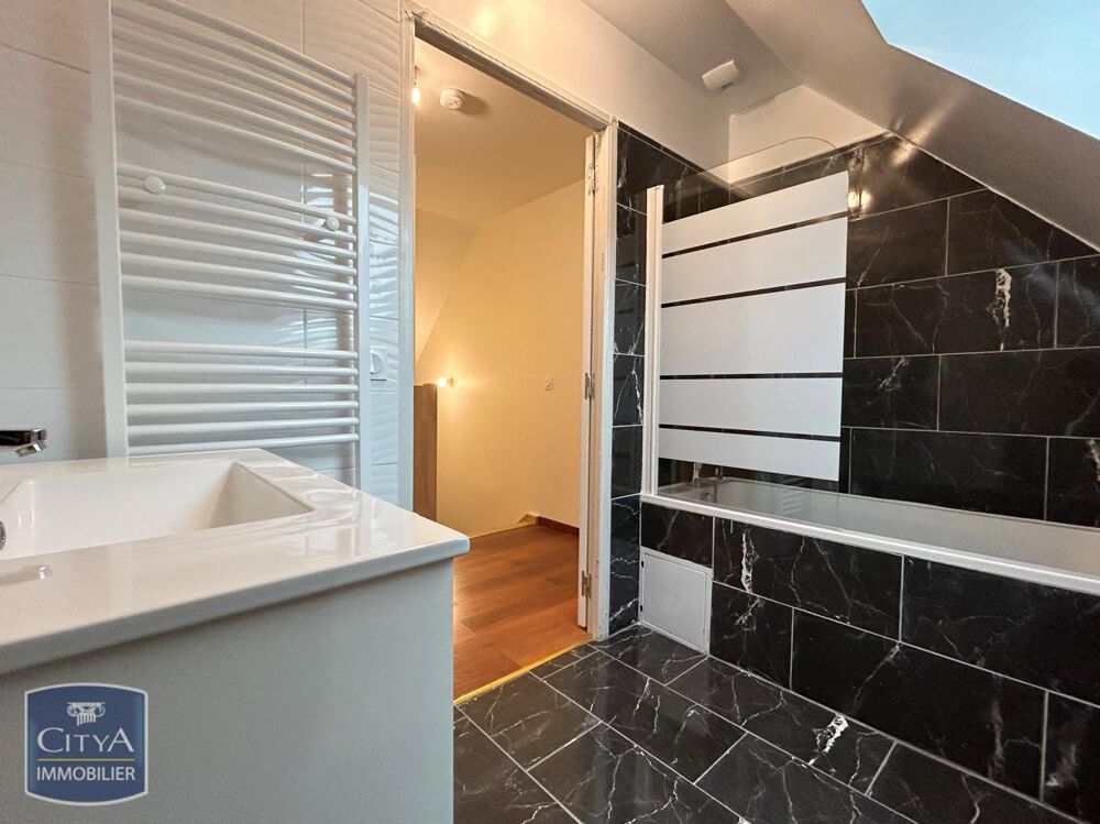 location Maison - 4 pièce(s) - 82 m² Nogentel (02400)