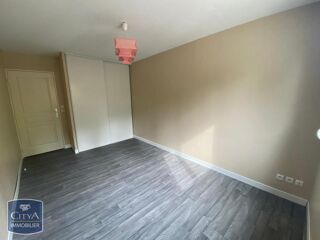  Appartement à louer 3 pièces 64 m²