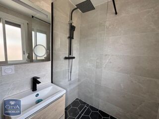  Appartement à louer 2 pièces 47 m²