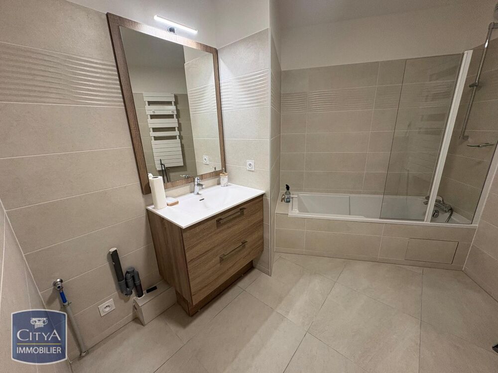 location Appartement - 1 pièce(s) - 33 m² Suresnes (92150)