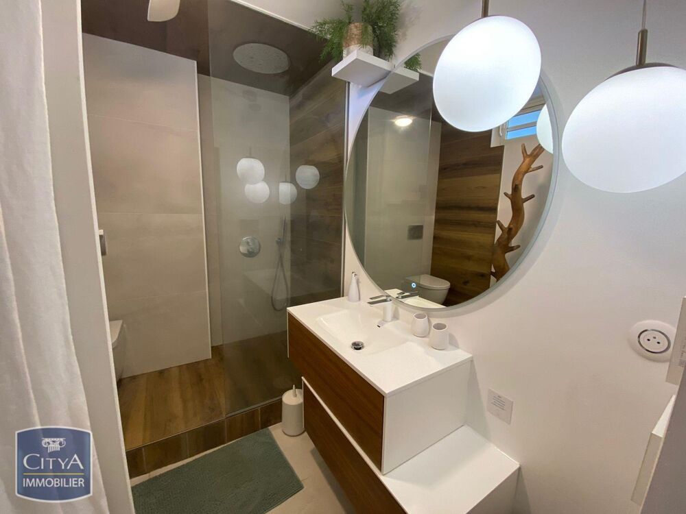 location Appartement - 1 pièce(s) - 39 m² Saint-Gilles Les Bains (97434)