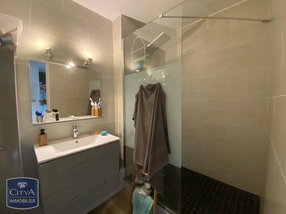 location Appartement - 3 pièce(s) - 61 m² Saint-Pierre (97410)