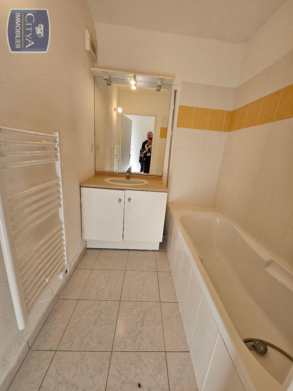 location Appartement - 2 pièce(s) - 45 m² Cavignac (33620)