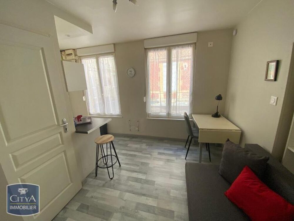 EXCLUSIVITÉ - STUDIO MEUBLE CENTRE VILLE À louer STUDIO ....