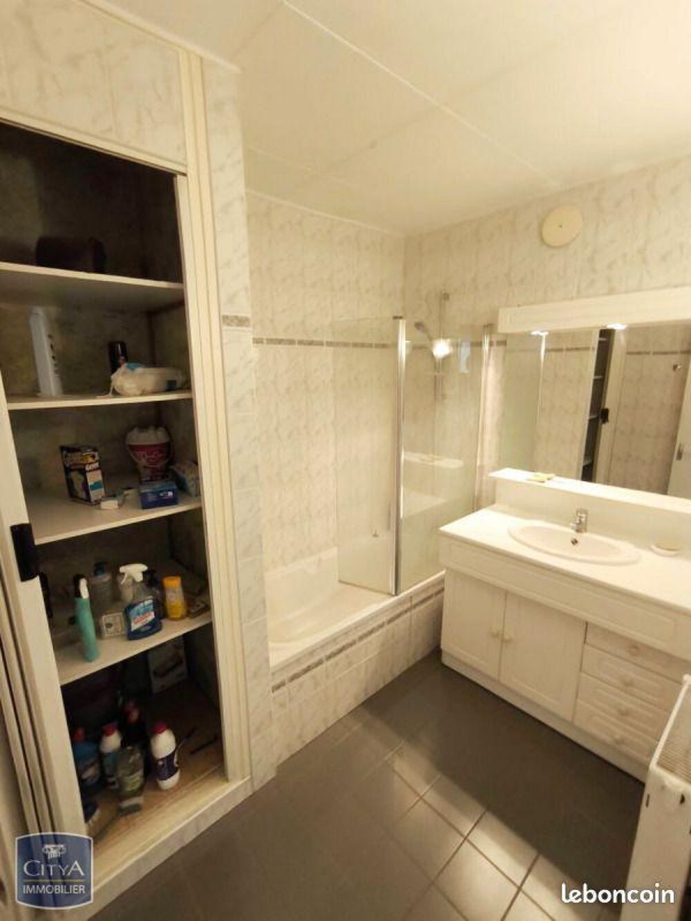 Chambre de 11m² en colocation dans appartement de 94 m² ....