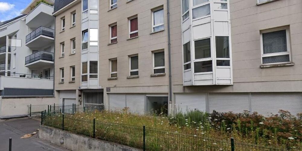 location Parking / Garage Tours (37000)