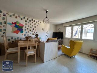  Appartement à louer 2 pièces 49 m²