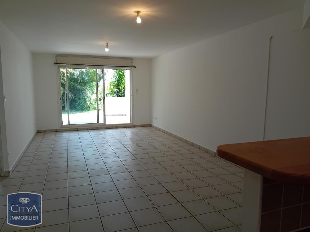 location Appartement - 3 pièce(s) - 80 m² Le Tampon (97430)