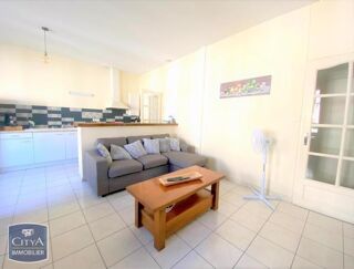 location Appartement - 3 pièce(s) - 81 m² Saint-Médard-de-Guizières (33230)