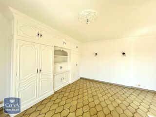 Appartement à louer 2 pièces 57 m²