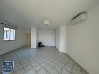  Appartement à louer 2 pièces 61 m²