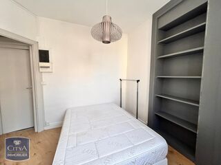  Appartement à louer 2 pièces 27 m²