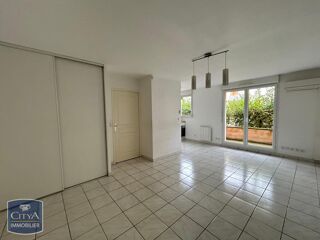  Appartement à louer 2 pièces 54 m²