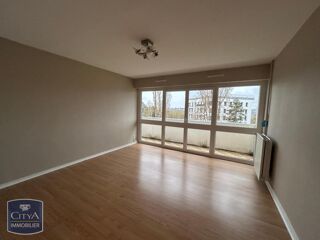  Appartement à louer 3 pièces 67 m²