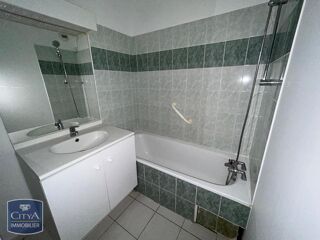  Appartement à louer 2 pièces 48 m²