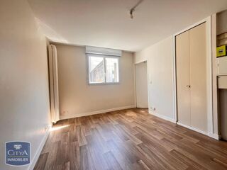  Appartement à louer 2 pièces 28 m²