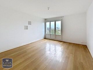 location Appartement - 2 pièce(s) - 59 m² Saint-Brieuc (22000)