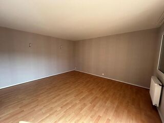  Appartement � louer 4 pi�ces 76 m� Etupes