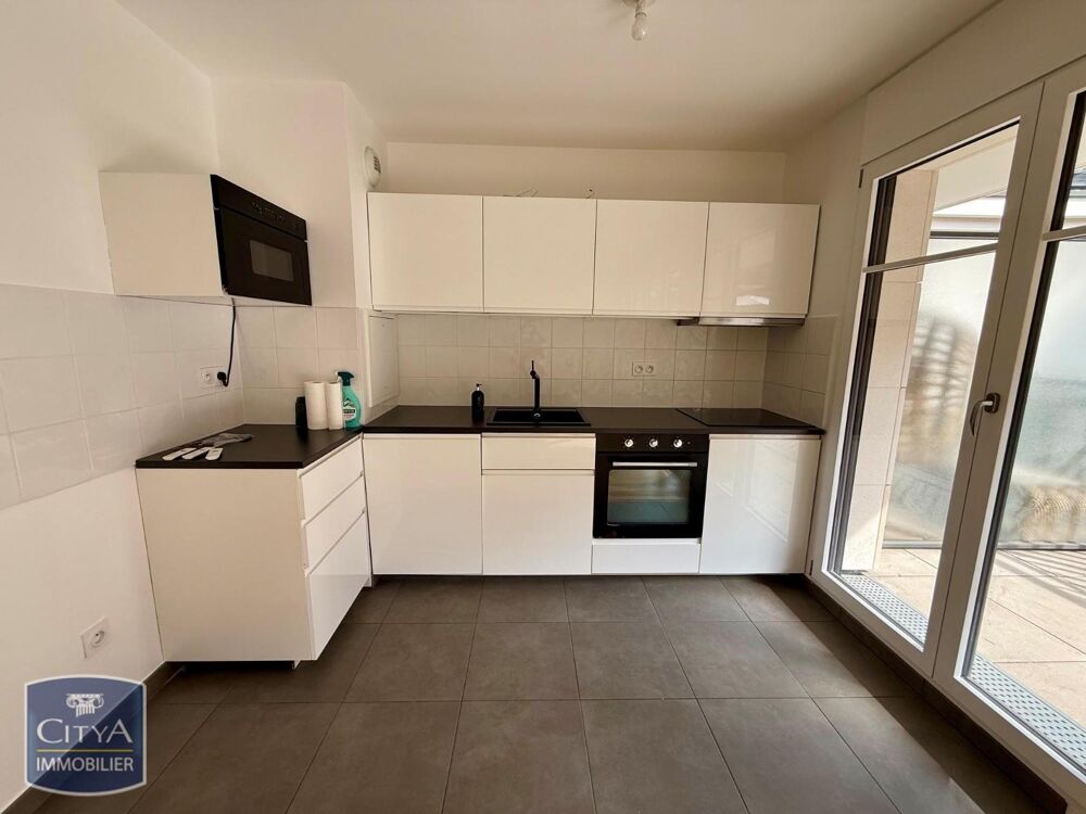 location Appartement - 4 pièce(s) - 82 m² Puteaux (92800)