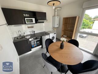  Appartement à louer 2 pièces 38 m²