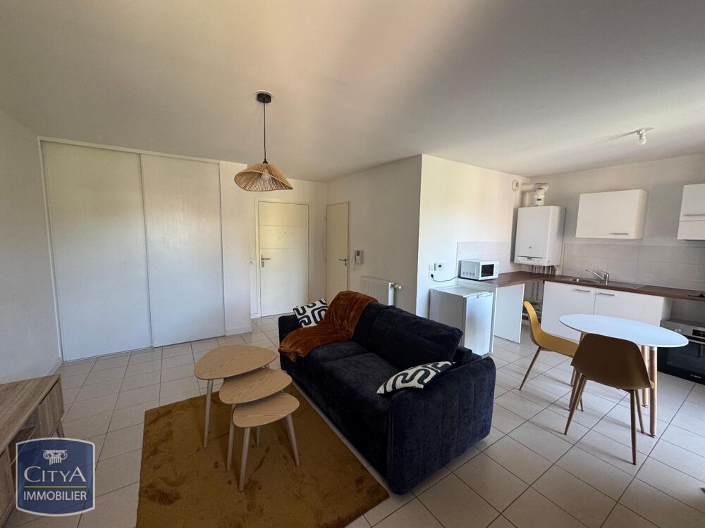 location Appartement - 1 pièce(s) - 33 m² Chevry (01170)