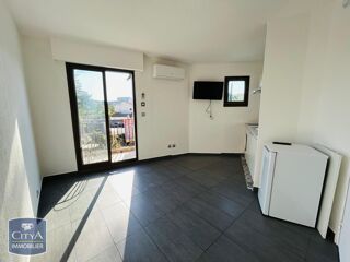  Appartement à louer 1 pièce 16 m²