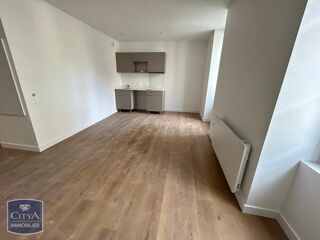  Appartement à louer 2 pièces 44 m²