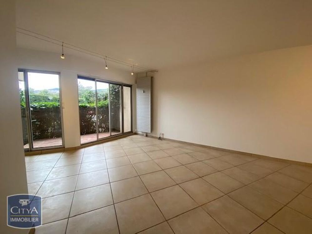location Appartement - 1 pièce(s) - 38 m² Mandelieu-la-Napoule (06210)