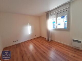  Appartement à louer 2 pièces 57 m²