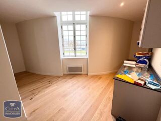 location Appartement - 2 pièce(s) - 57 m² Fontenay-le-Comte (85200)