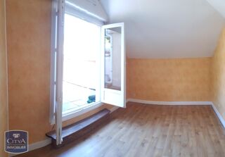  Appartement à louer 4 pièces 71 m²