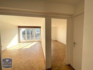  Appartement à louer 3 pièces 72 m²