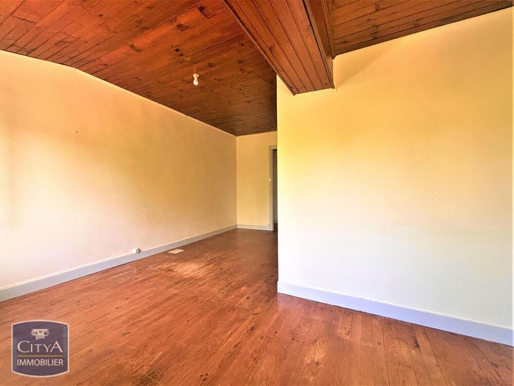 location Appartement - 4 pièce(s) - 104 m² Saint-Quentin-de-Baron (33750)