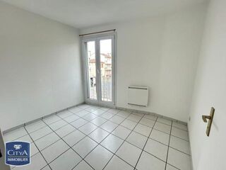  Appartement à louer 2 pièces 32 m²