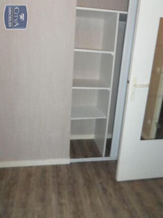  Appartement à louer 3 pièces 65 m²