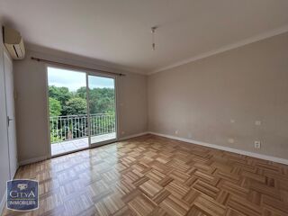  Maison à louer 4 pièces 124 m²