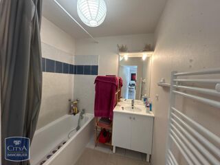  Appartement à louer 2 pièces 54 m²