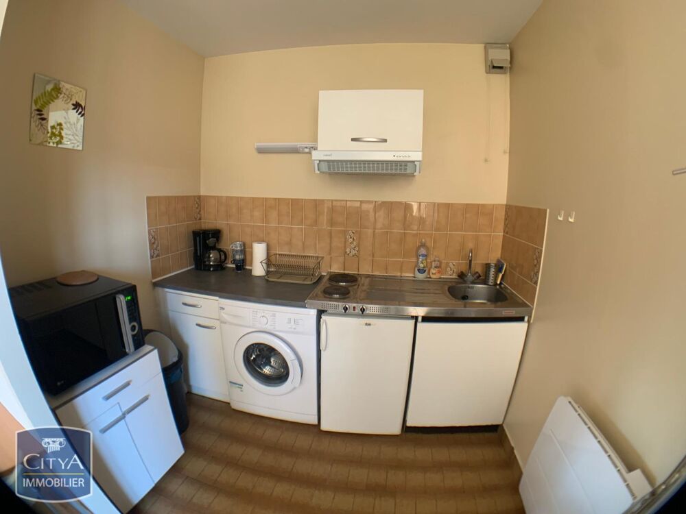 À LOUER : Appartement T1 situé à Châteauroux, dans le co....