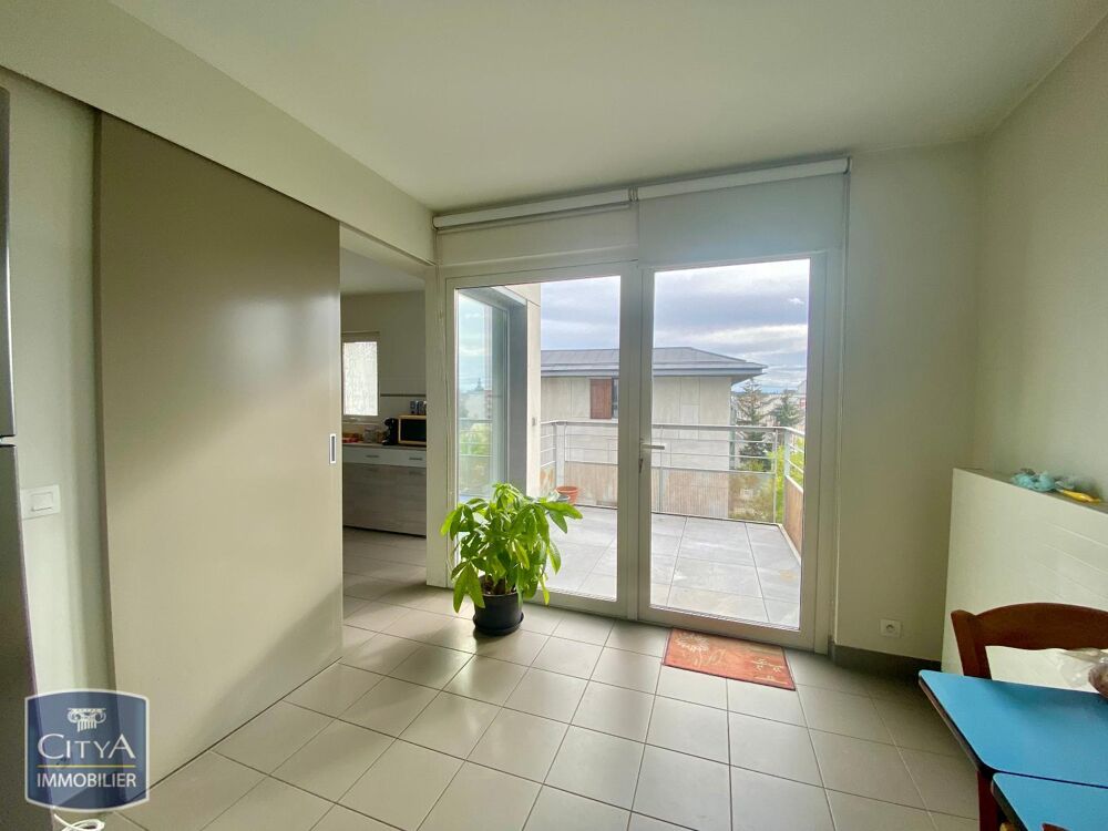 location Appartement - 4 pièce(s) - 107 m² Saint-Pierre-des-Corps (37700)