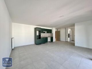  Appartement à louer 3 pièces 73 m²