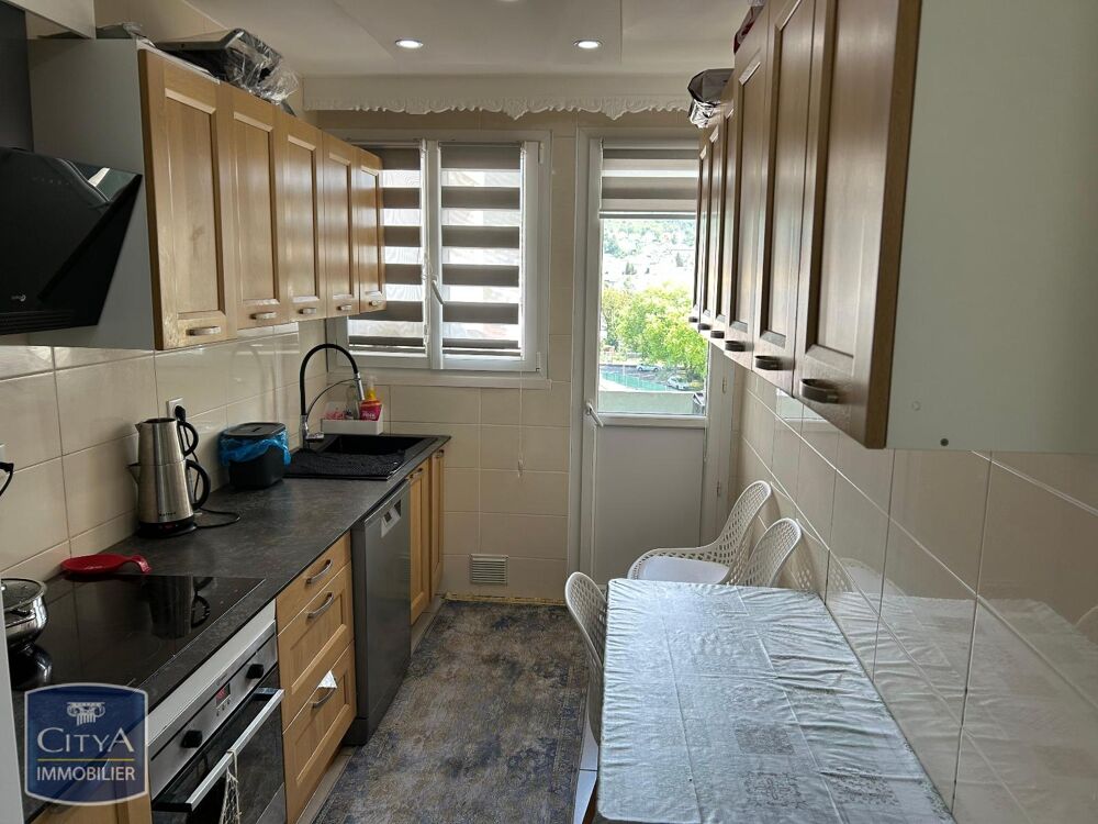 location Appartement - 3 pièce(s) - 70 m² Oyonnax (01100)