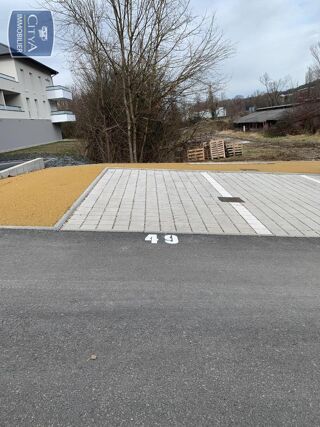  Parking / Garage à louer 