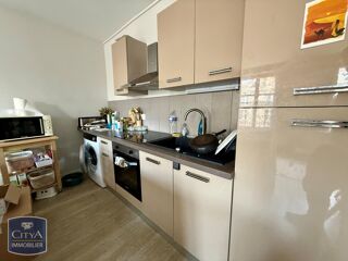  Appartement à louer 4 pièces 85 m²