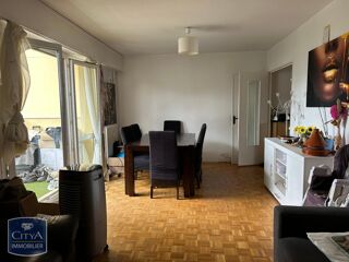  Appartement à louer 5 pièces 88 m²