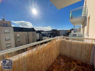  Appartement à louer 2 pièces 28 m²