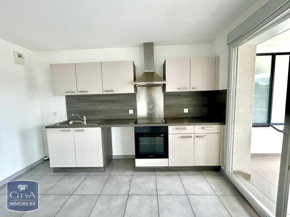 location Appartement - 3 pièce(s) - 70 m² Voiron (38500)