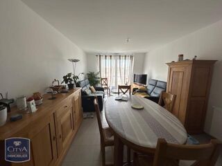  Appartement à louer 3 pièces 64 m²